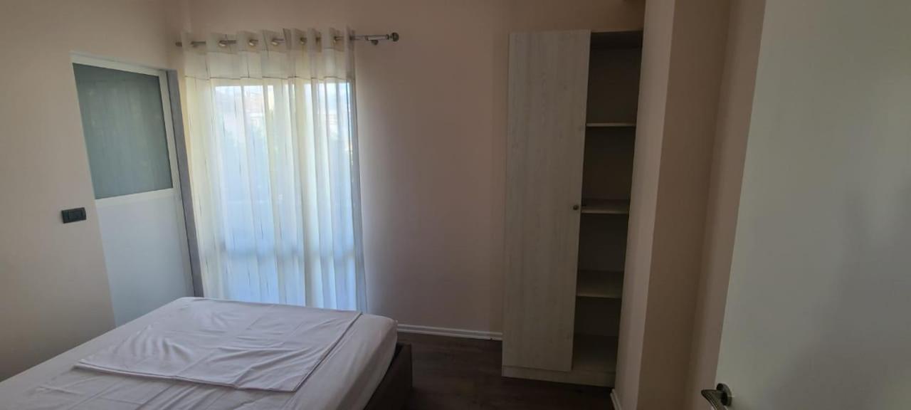 D1 & 4* Tirana